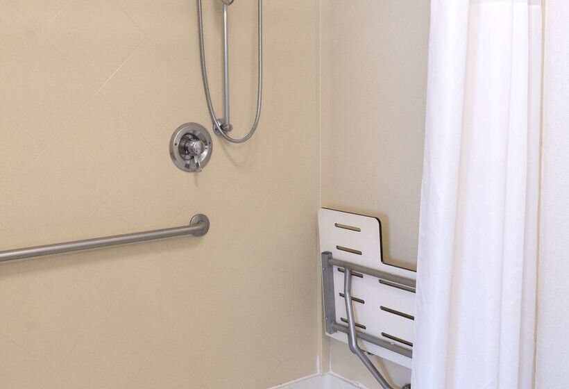 فندق Hampton Inn & Suites Seal Beach