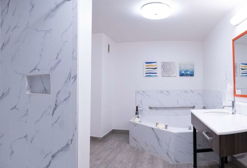 فندق Hampton Inn & Suites Seal Beach