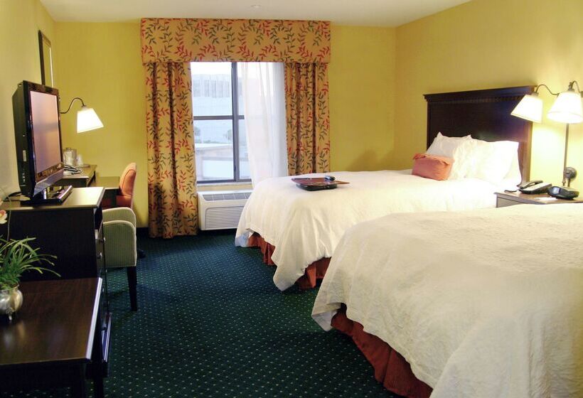 فندق Hampton Inn & Suites Seal Beach