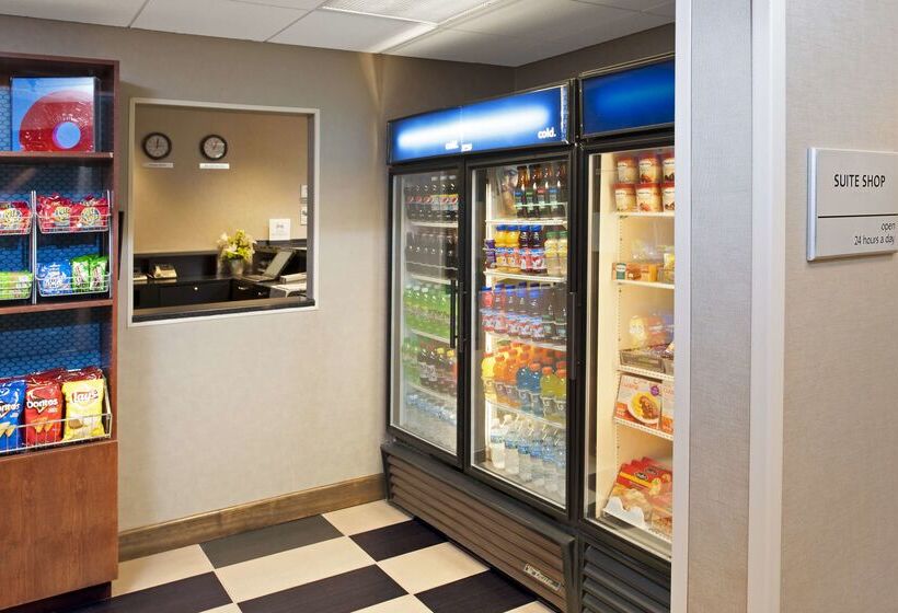 هتل Larkspur Landing South Bend