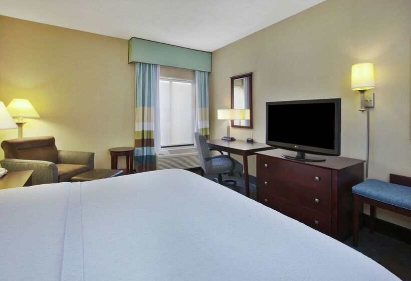 هتل Larkspur Landing South Bend