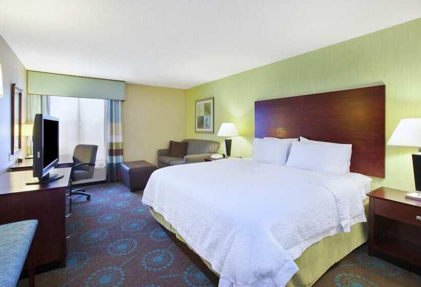 هتل Larkspur Landing South Bend