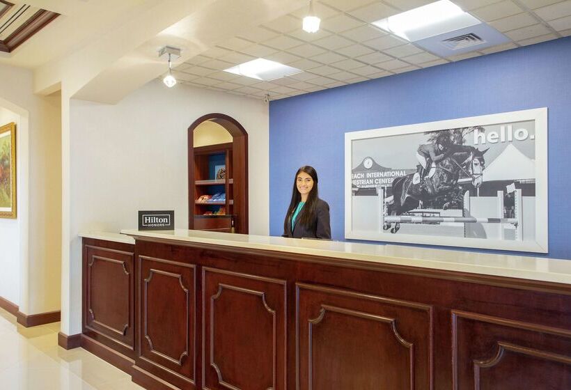 فندق Hampton Inn & Suites Wellington