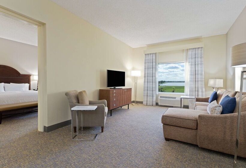 فندق Hampton Inn & Suites Wellington