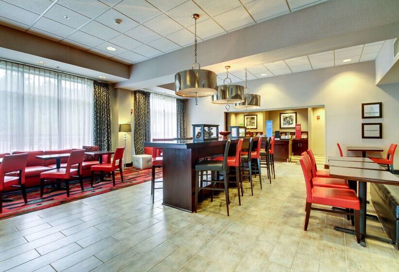 فندق Hampton Inn Birmingham Leeds