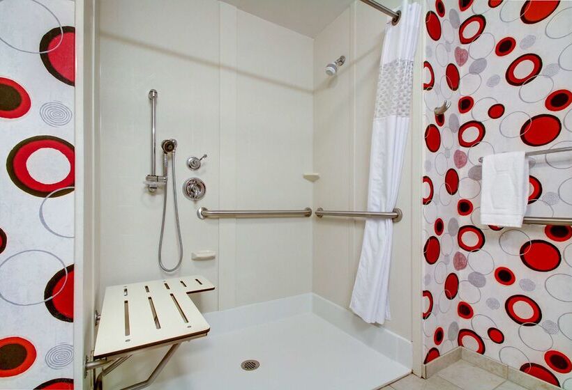 فندق Hampton Inn Birmingham Leeds