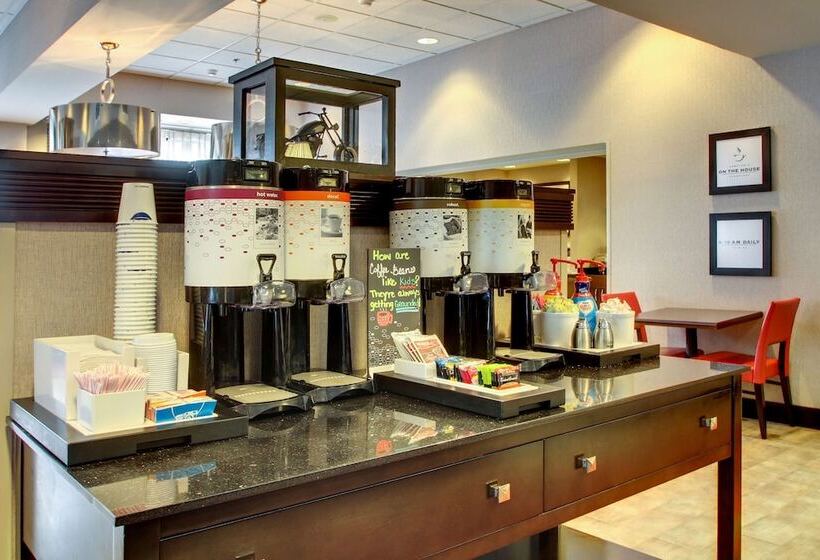 فندق Hampton Inn Birmingham Leeds