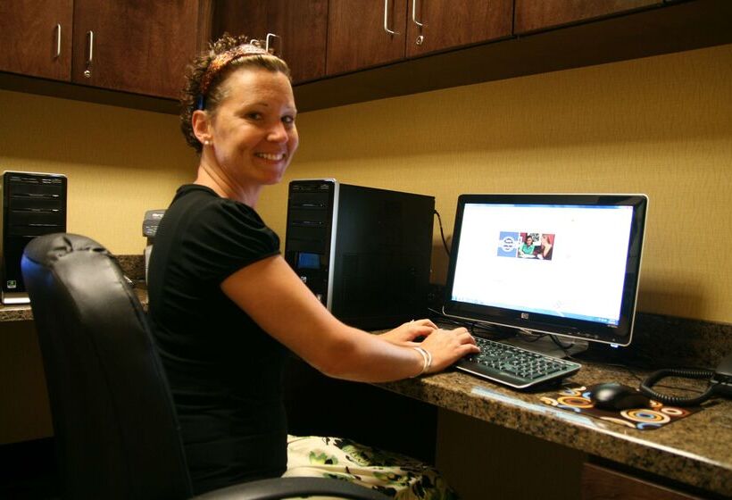 فندق Hampton Inn Dandridge