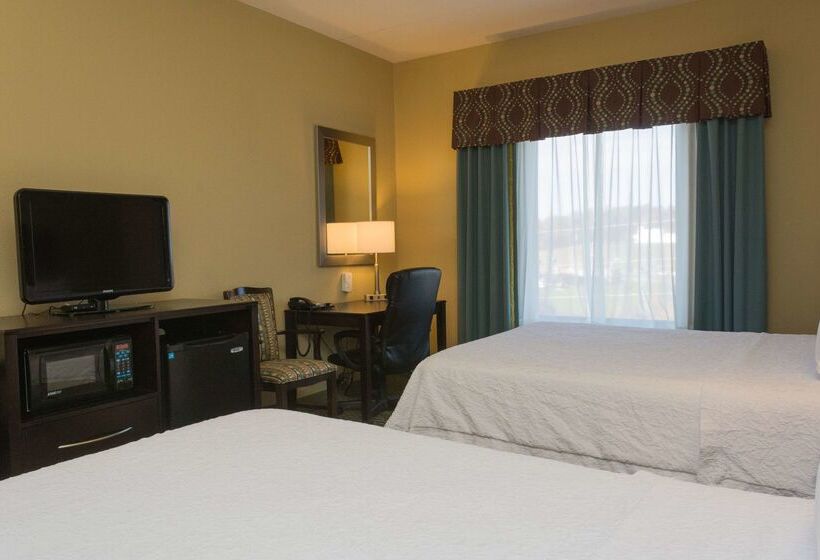 فندق Hampton Inn Dandridge