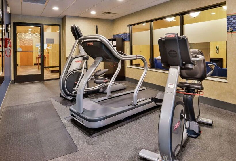 酒店 Hampton Inn Harrisonburg South