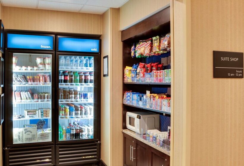 בית מלון כפרי Hampton Inn Harrisonburg South