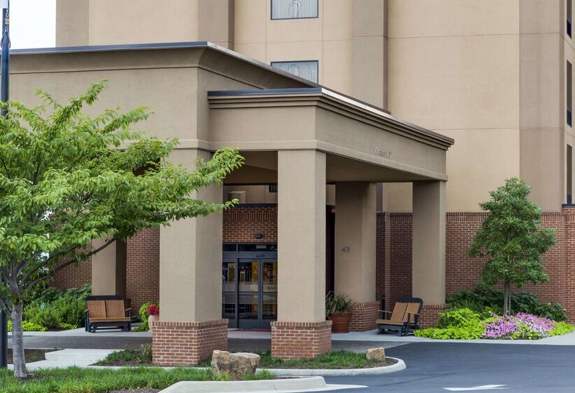 בית מלון כפרי Hampton Inn Harrisonburg South