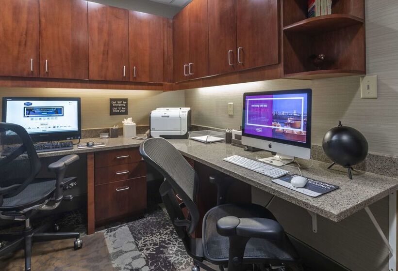 فندق Hampton Inn Lehithanksgiving Point