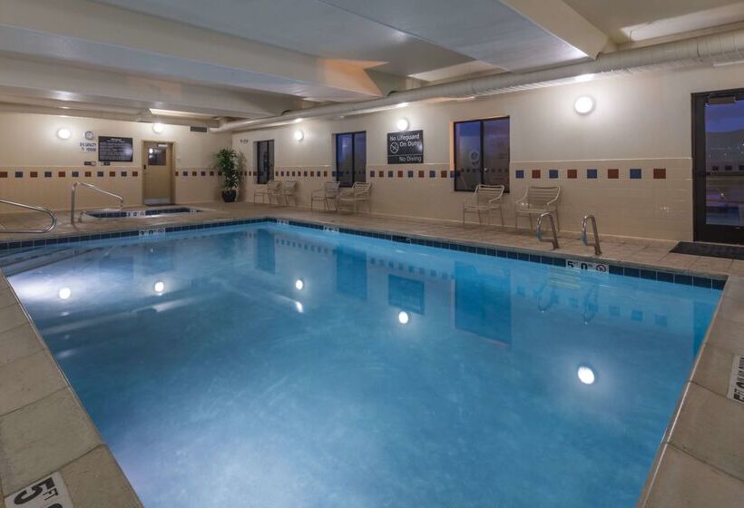 فندق Hampton Inn Lehithanksgiving Point