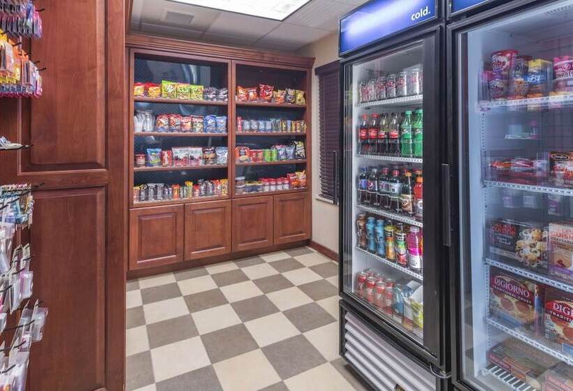 فندق Hampton Inn Lehithanksgiving Point