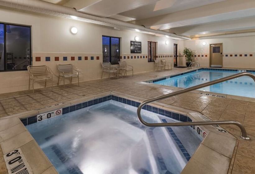 فندق Hampton Inn Lehithanksgiving Point