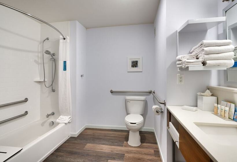 فندق Hampton Inn Lehithanksgiving Point