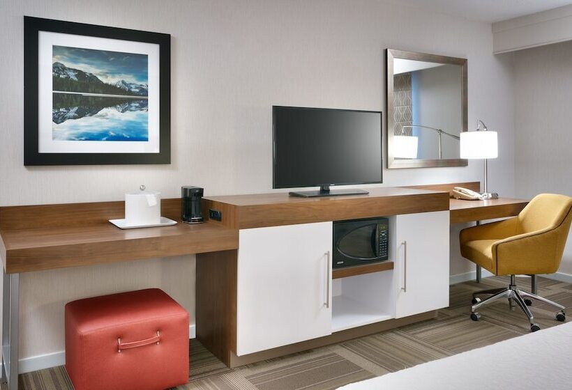 فندق Hampton Inn Lehithanksgiving Point