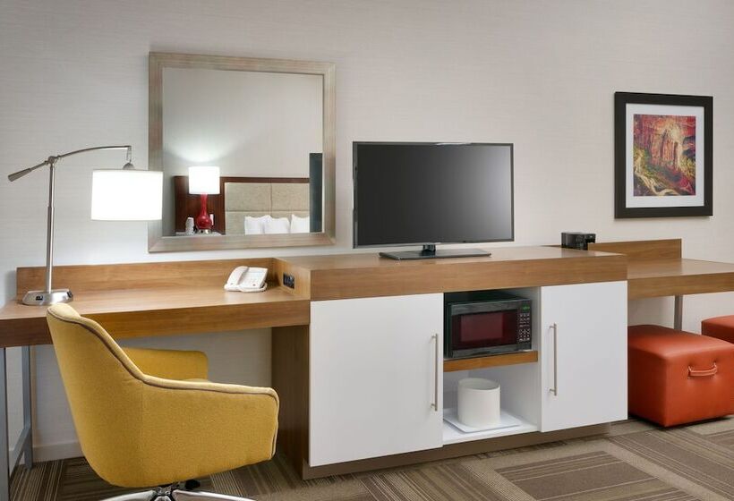 فندق Hampton Inn Lehithanksgiving Point