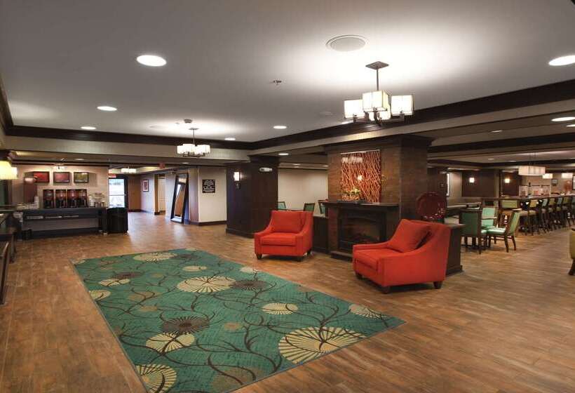 فندق Hampton Inn New Albany