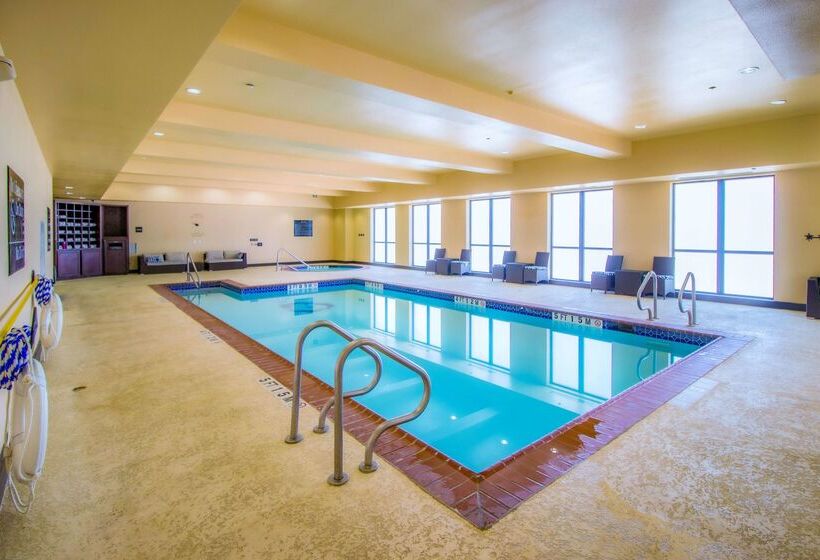 فندق Hampton Inn & Suites Bastrop