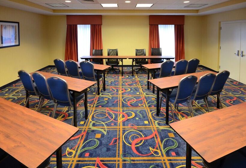 ホテル Hampton Inn & Suites Huntersville