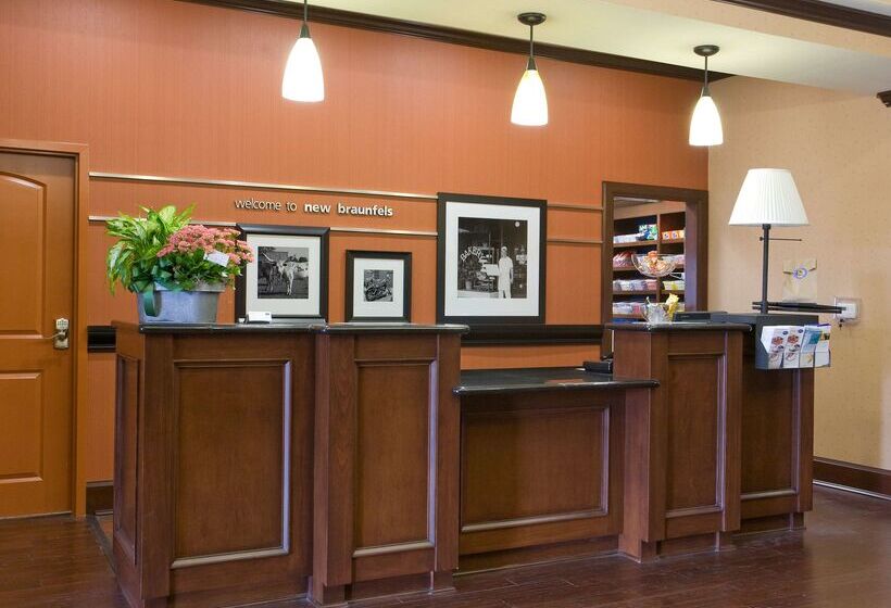 فندق Hampton Inn & Suites New Braunfels