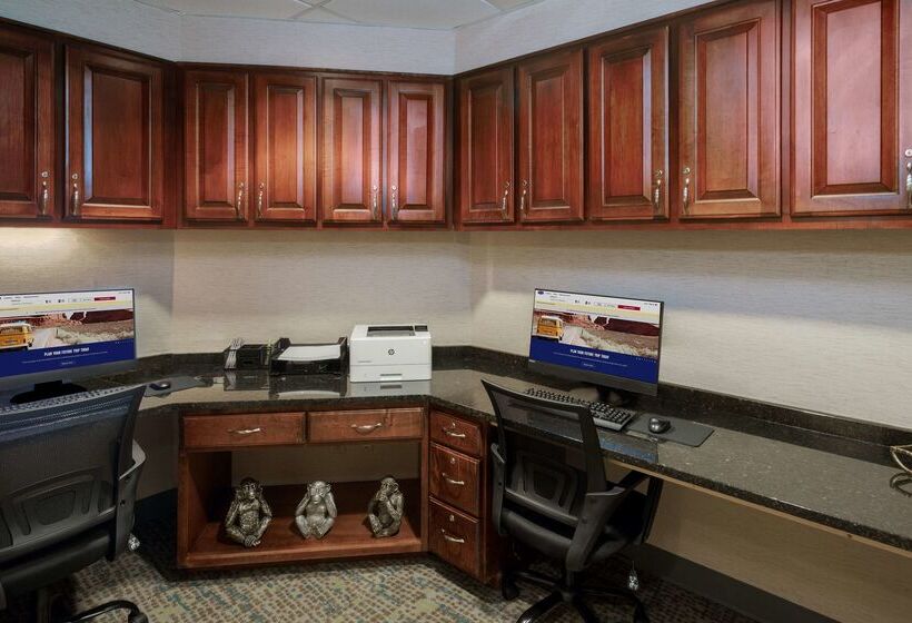 בית מלון כפרי Hampton Inn Suites Opelika I85 Auburn Area