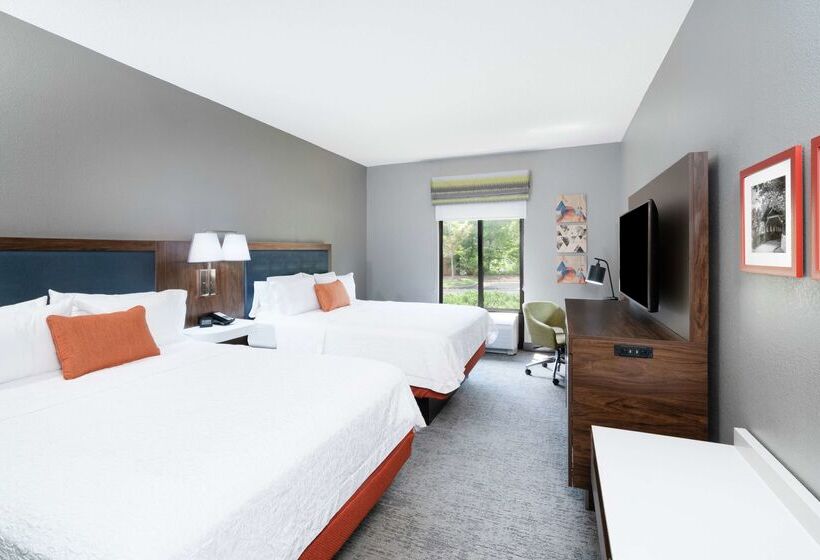 בית מלון כפרי Hampton Inn Suites Opelika I85 Auburn Area