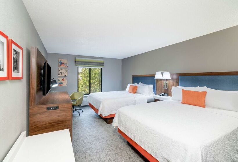 בית מלון כפרי Hampton Inn Suites Opelika I85 Auburn Area