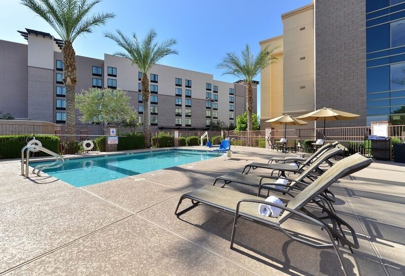 هتل Hampton Inn & Suites Phoenix/gilbert