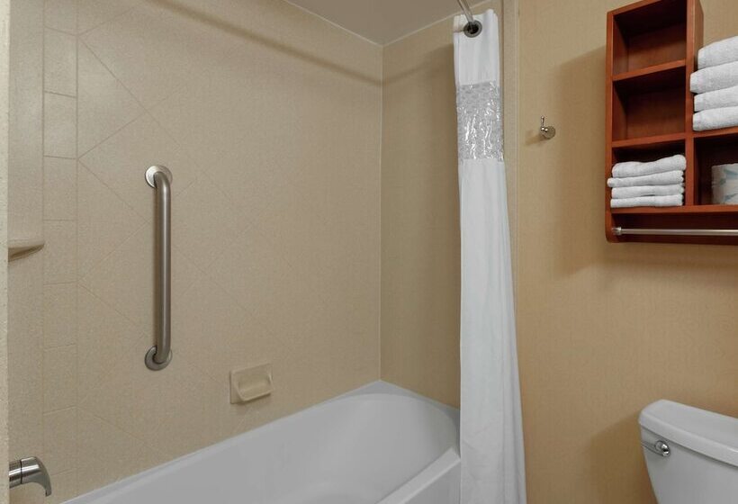 فندق Hampton Inn & Suites Port Richey