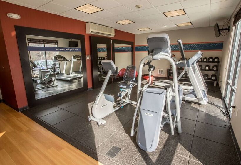 فندق Hampton Inn & Suites Tilton