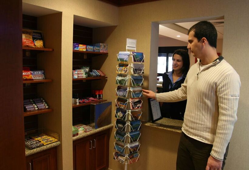 فندق Hampton Inn & Suites Tilton