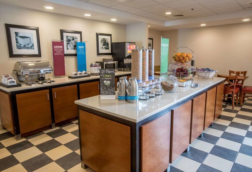 فندق Hampton Inn & Suites Tilton