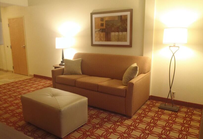فندق Hampton Inn & Suites Wiggins