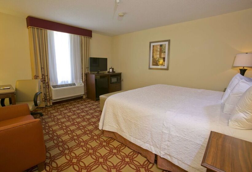 فندق Hampton Inn & Suites Wiggins