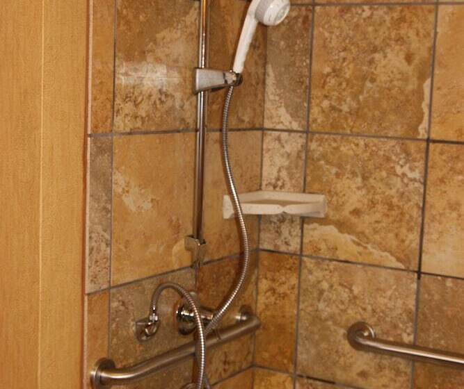 فندق Hampton Inn & Suites Wiggins