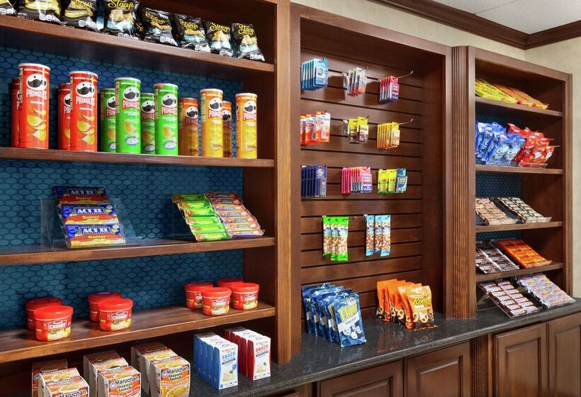 Отель Hampton Inn Sulphur Springs