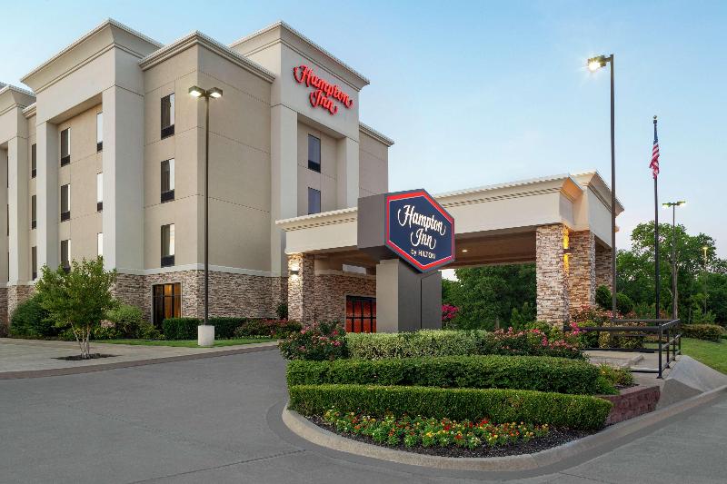 Отель Hampton Inn Sulphur Springs