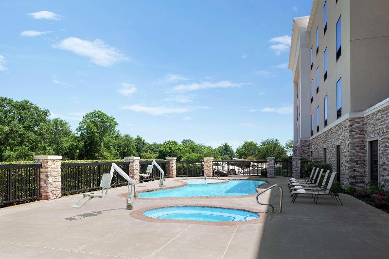 בית מלון כפרי Hampton Inn Sulphur Springs