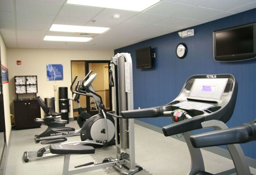 Отель Hampton Inn Topeka