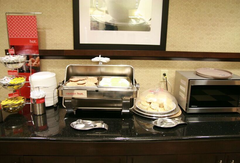 Отель Hampton Inn Topeka