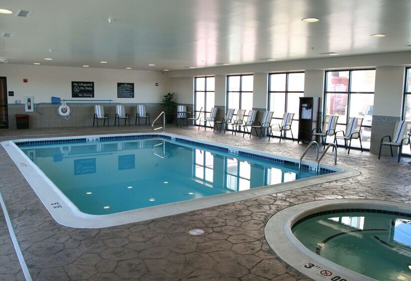 Отель Hampton Inn Topeka