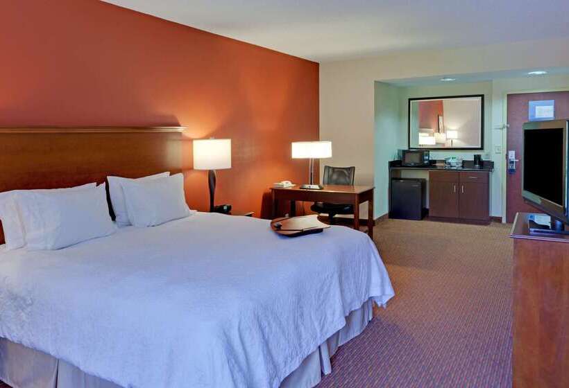 Отель Hampton Inn Waynesboro/stuarts Draft