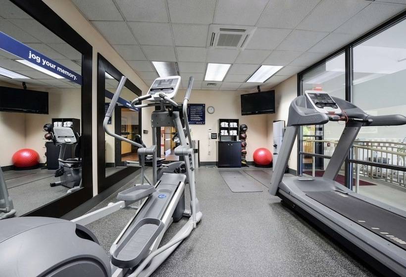 酒店 Hampton Inn Waynesboro/stuarts Draft