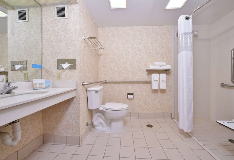 Отель Hampton Inn Waynesboro/stuarts Draft