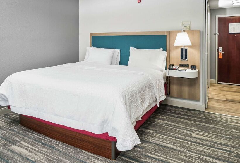 ホテル Hampton Inn Wilson Downtown