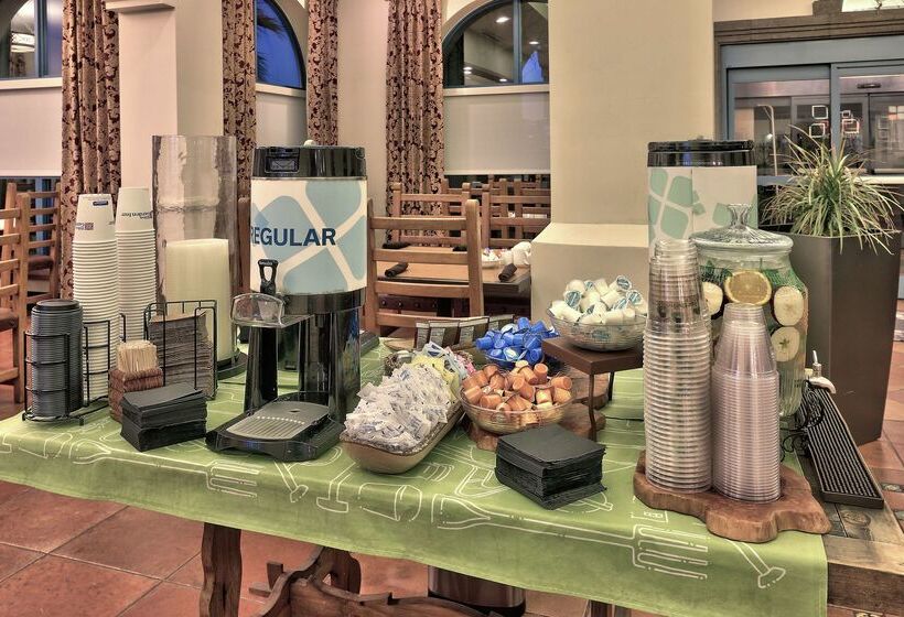 فندق Hilton Garden Inn Las Cruces