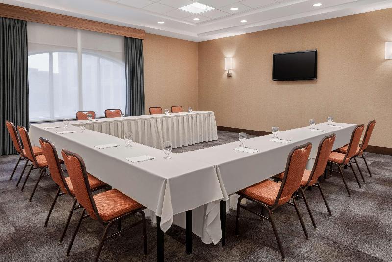 Отель Hilton Garden Inn Minneapolis Downtown